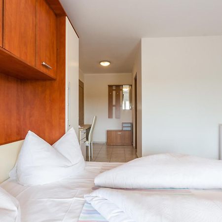 Apartments And Rooms Michaela Fazana Room photo
